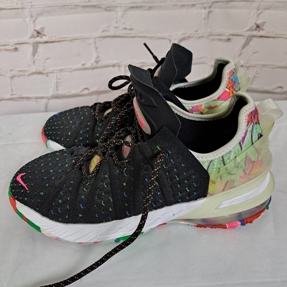 Nike LeBron 18 James Gang 2020 size youth 5,5 - Picture 3 of 9